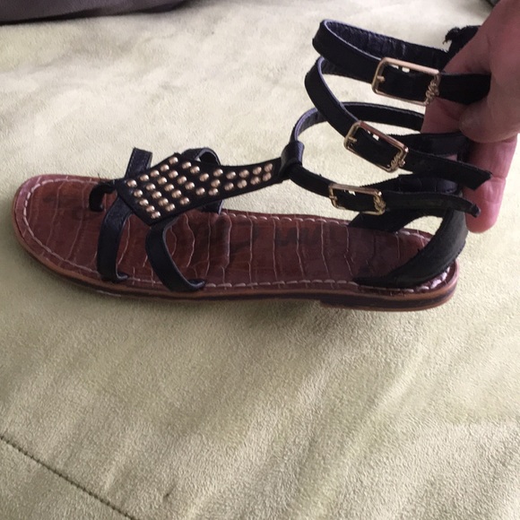 gladiator sandals size 3